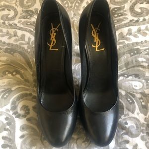 Black heels